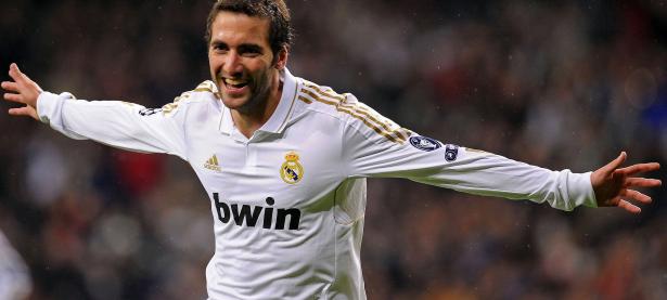 IM竞技体育平台-逆转与统治，当绿茵场奇迹遇见乒乓桌的绝对领域