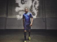 IM电竞官方入口-雄鹿力克山西队，张镇麟关键制胜，一场跨越国界的篮球对话