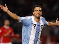 IM电竞官网-戈麦斯一锤定音，里昂主场轻取巴萨，一场定义唯一性的战术胜利