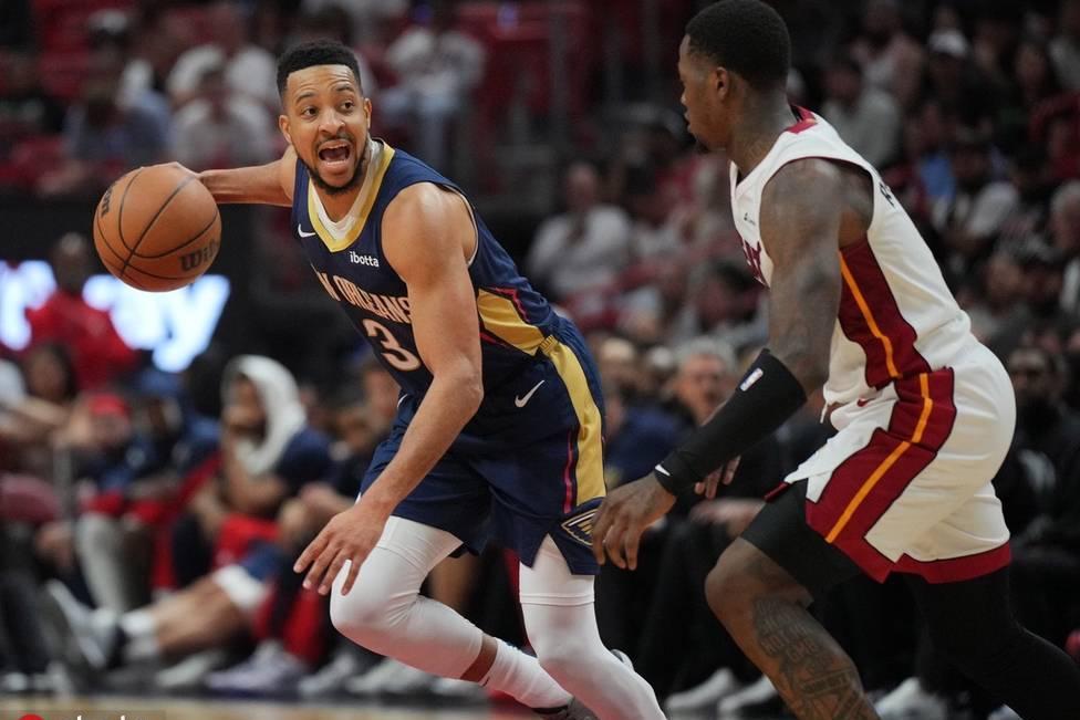 包含华沙军团队员出色发挥，夺取胜利的词条